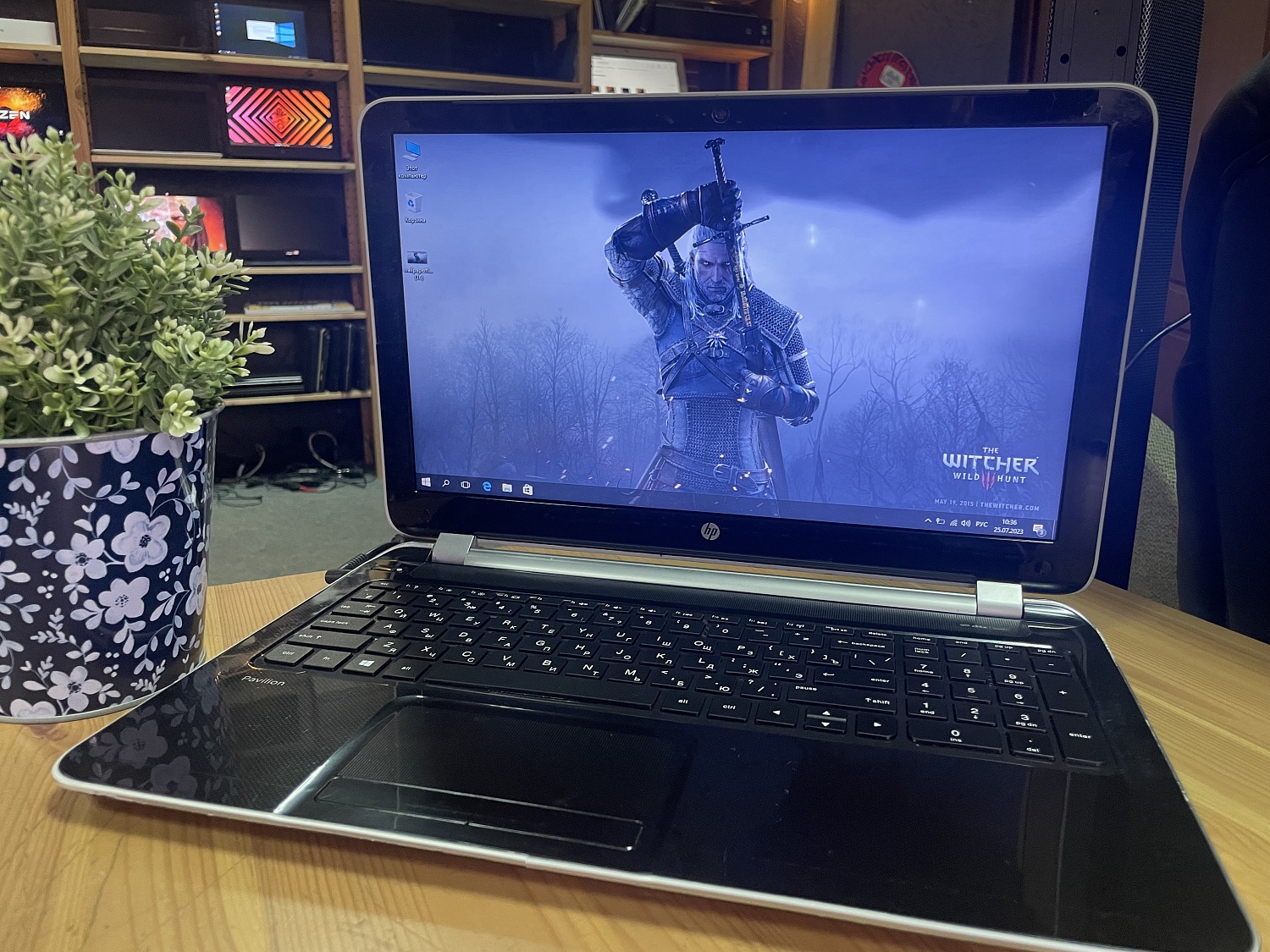 Ноутбук HP Pavilion 15-n206sr