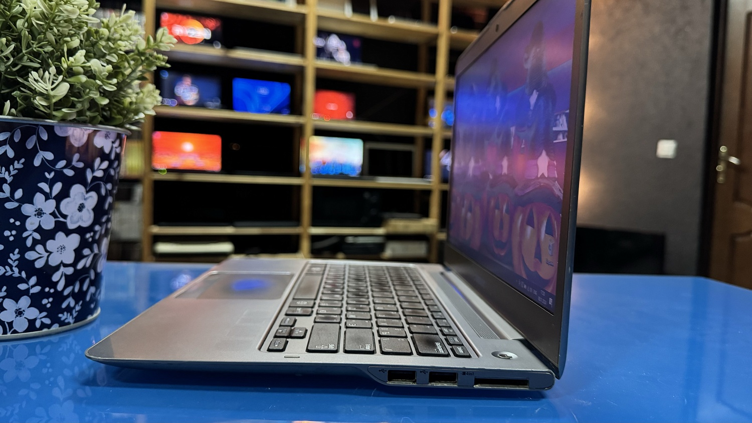 Ноутбук Samsung 530U