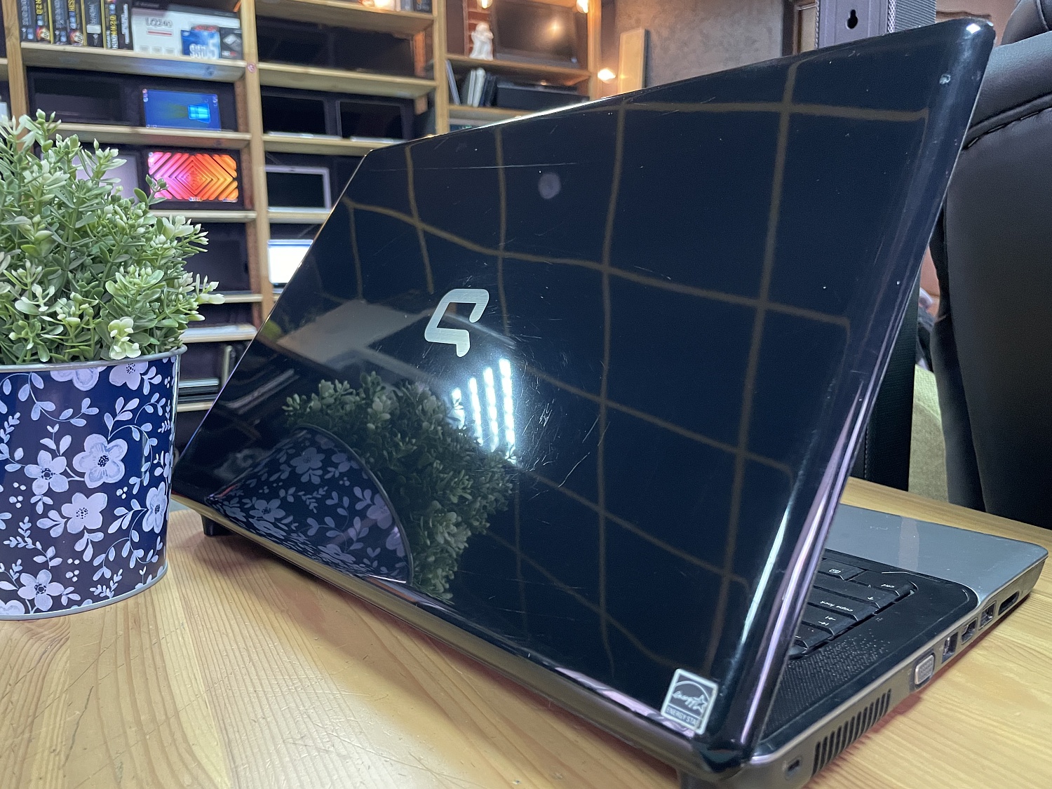 Ноутбук HP Compaq Presario CQ71