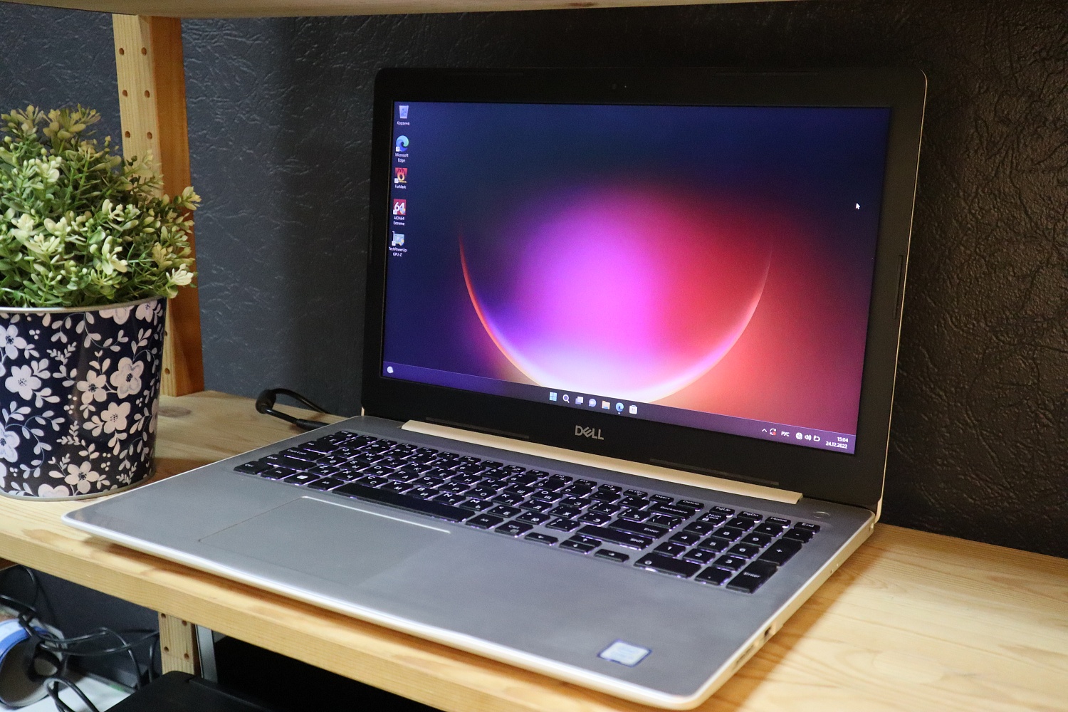 Ноутбук Dell Inspiron P75F001