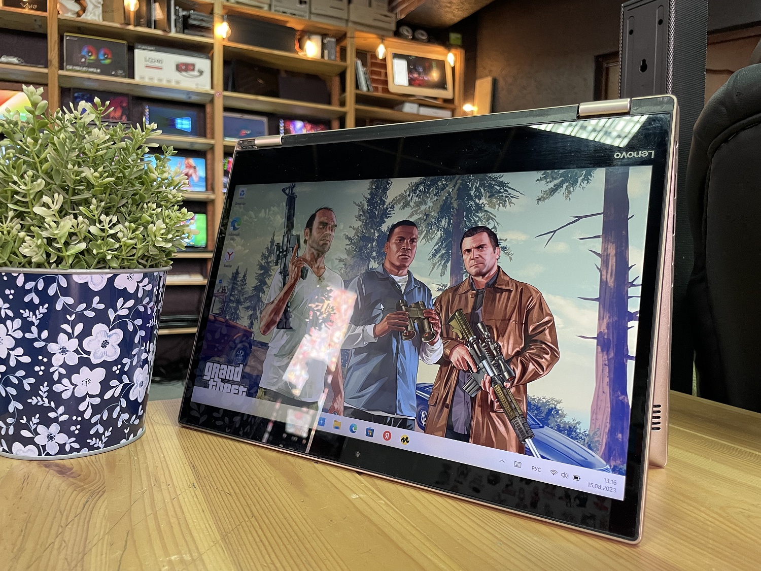 Ноутбук Lenovo Yoga 520-14IKB