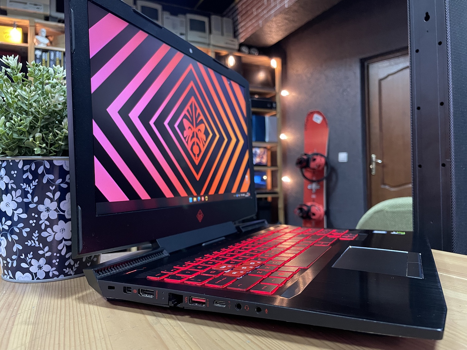 Ноутбук HP Omen 15-ce009ur