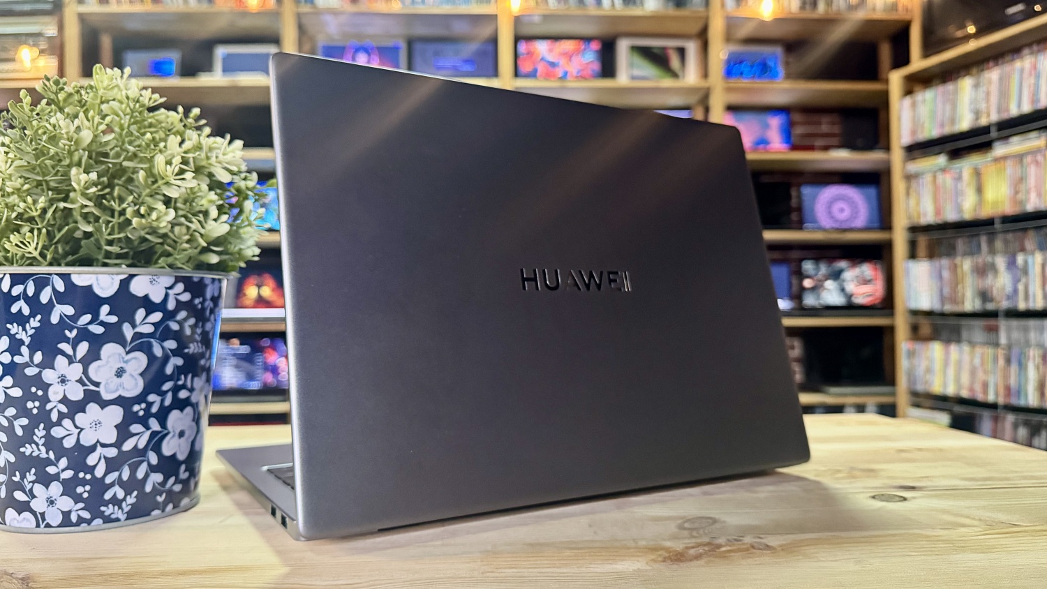 Ноутбук HUAWEI MateBook 14 KLVF-X