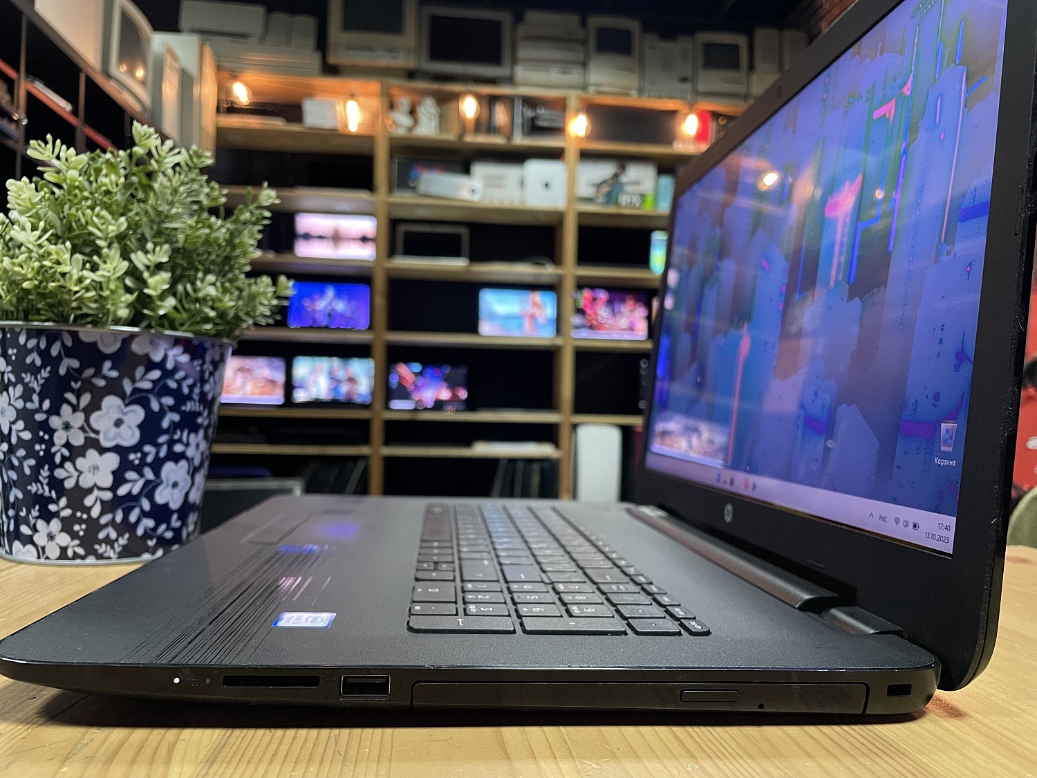 Ноутбук HP 17-x108ur