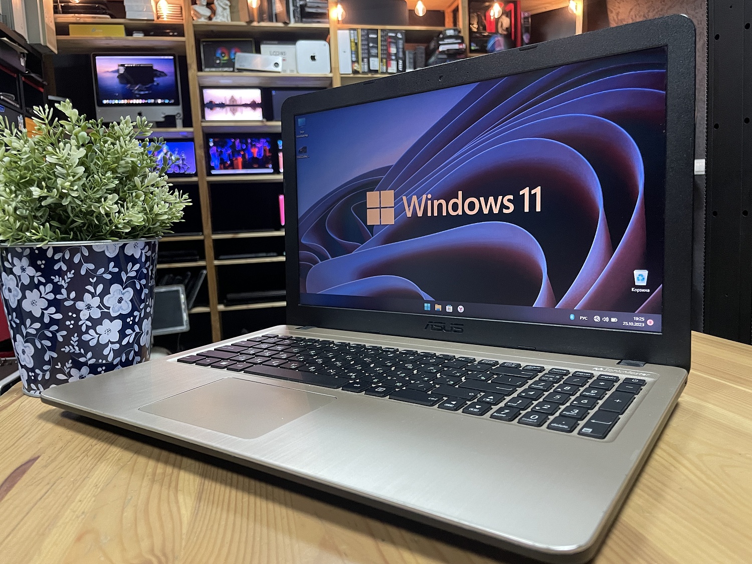 Ноутбук Asus R540B