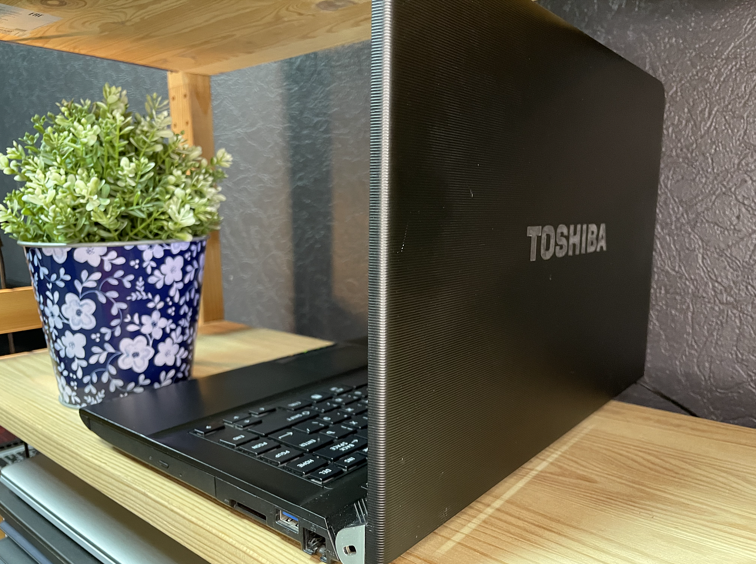 Ноутбук Toshiba Satellite R840-125
