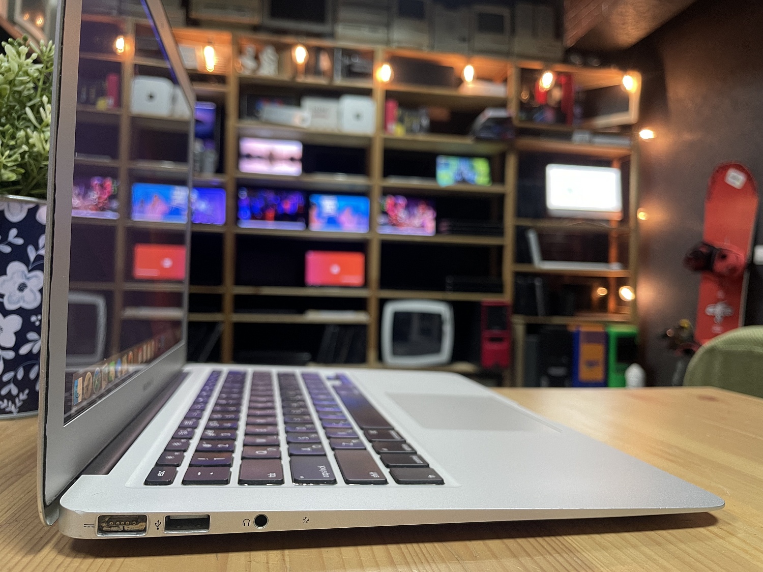 Ноутбук Apple MacBook Air A1369