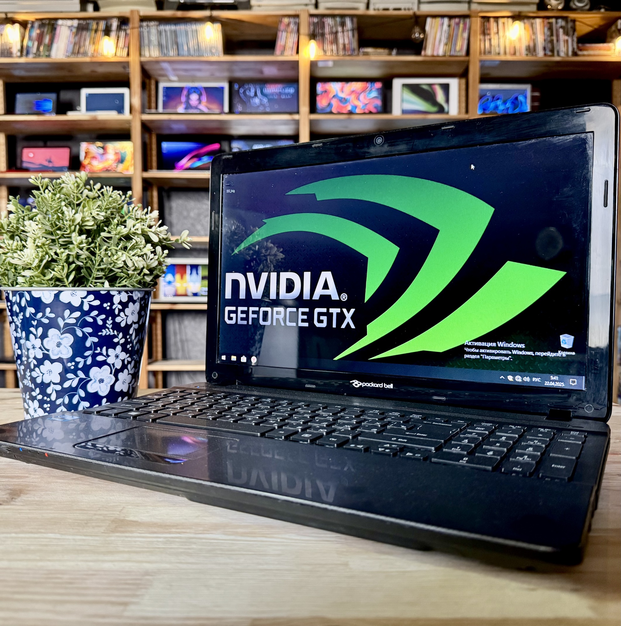 Ноутбук Packard Bell TS11