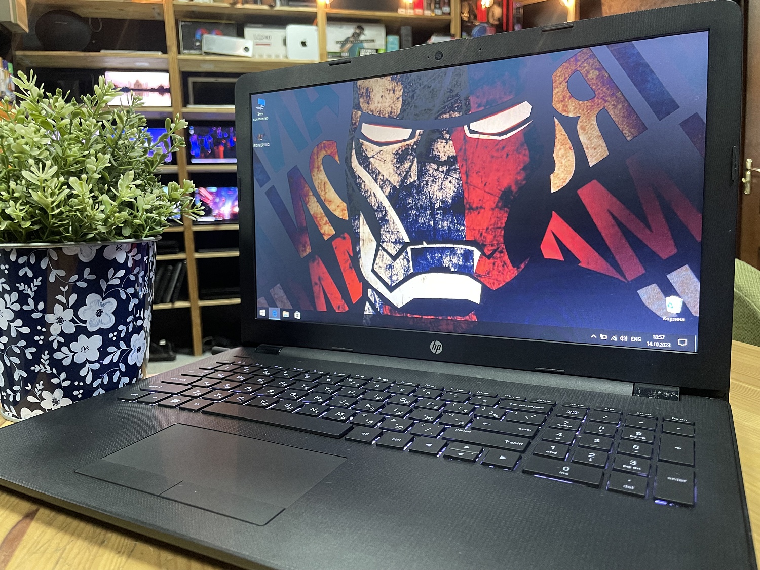 Ноутбук HP 15-rb082ur