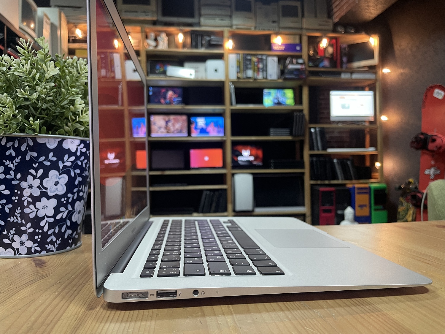 Ноутбук Apple MacBook Air A1466