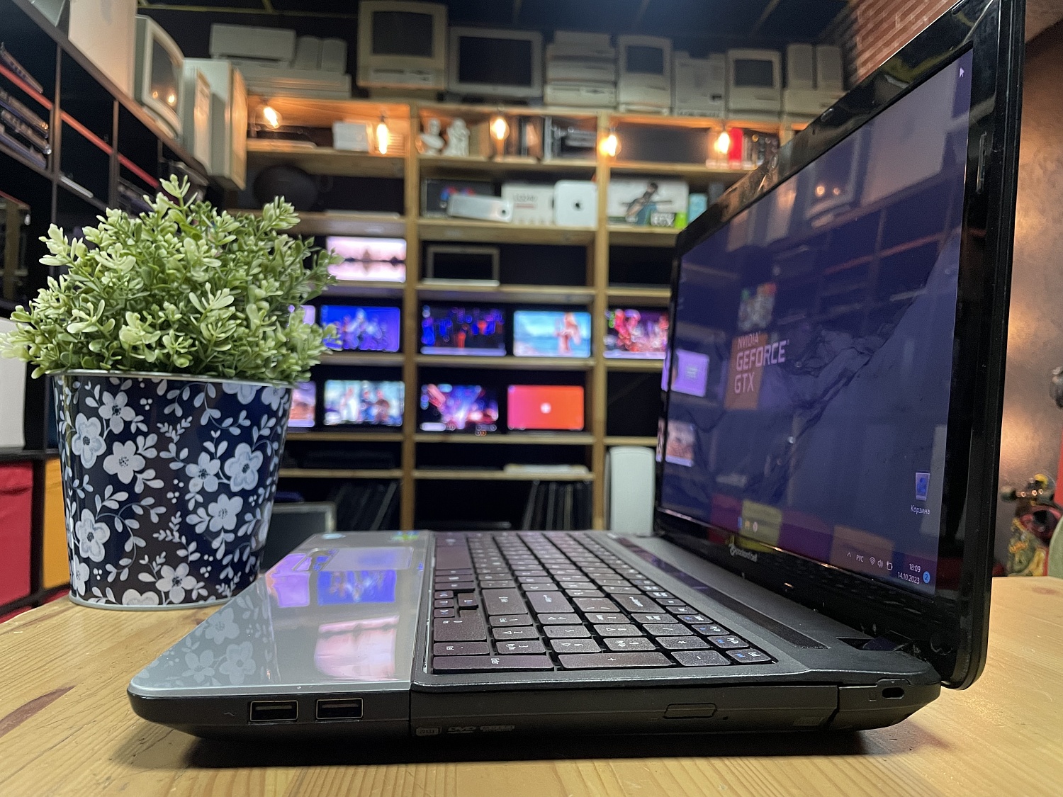 Ноутбук Packard Bell TE11HC