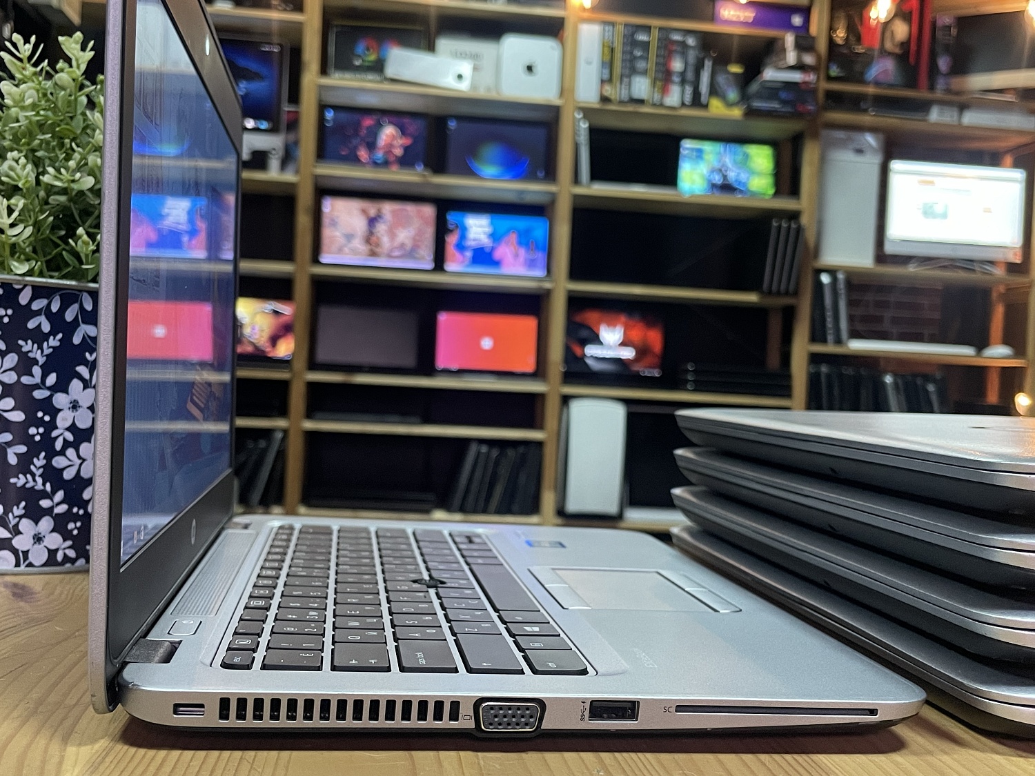 Ноутбук HP EliteBook 820 G3