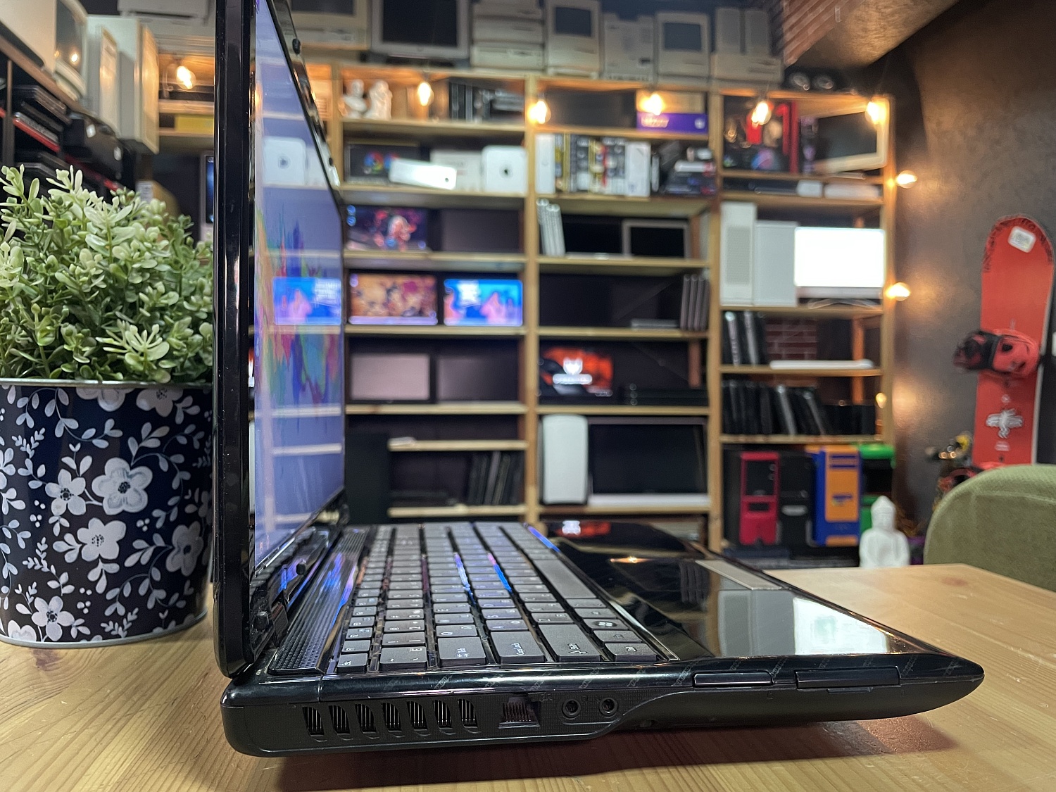 Ноутбук MSI MS-168C