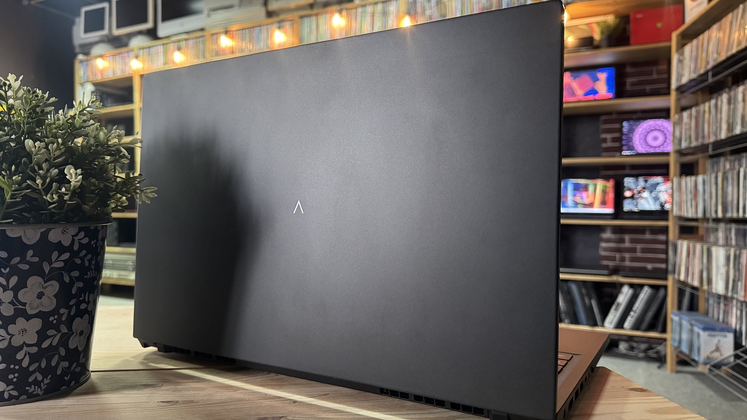 Ноутбук Digma Pro Magnus M