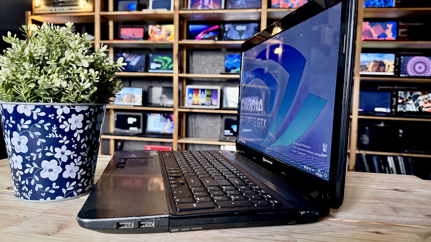 Ноутбук Packard Bell TS11