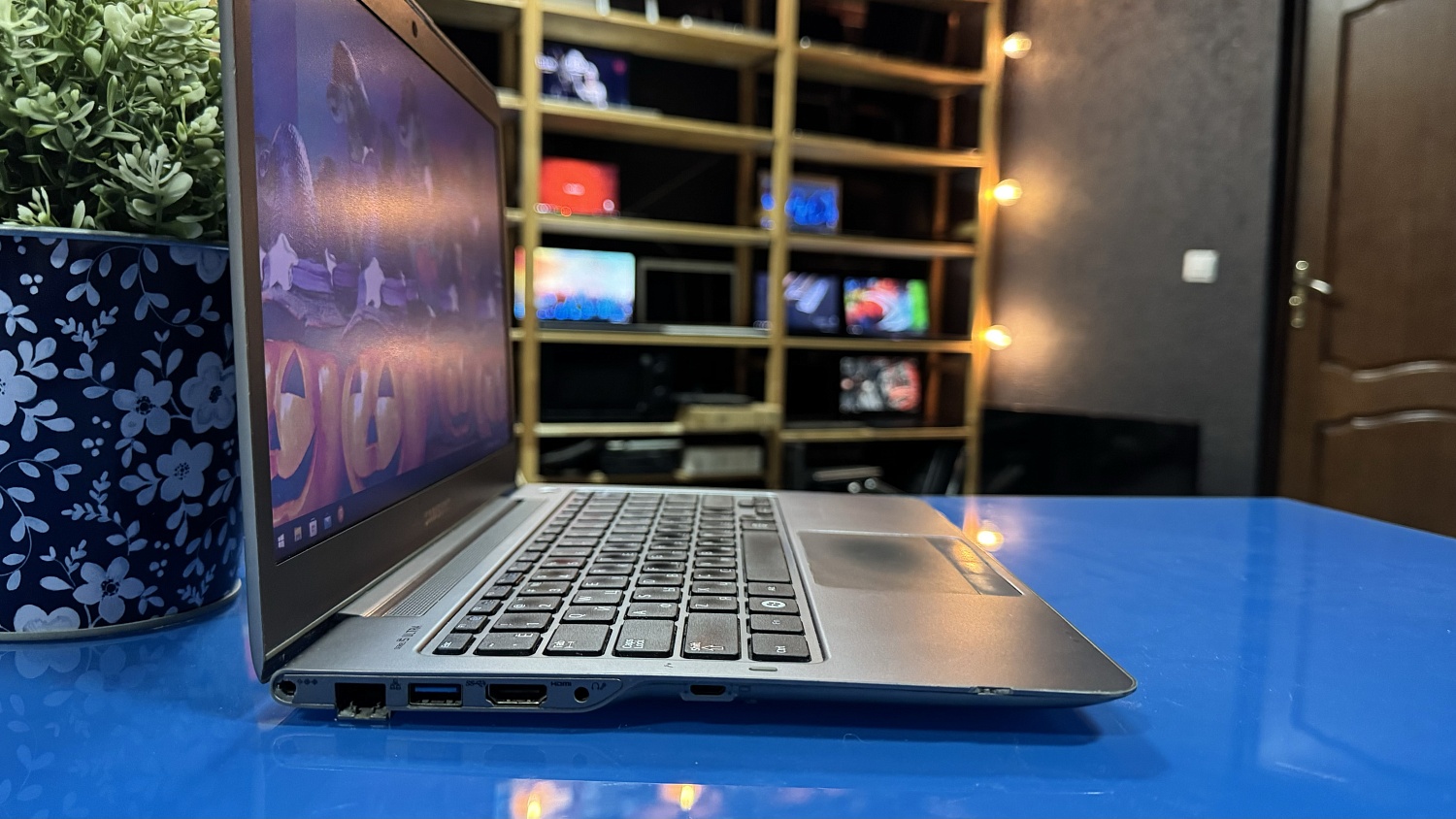 Ноутбук Samsung 530U