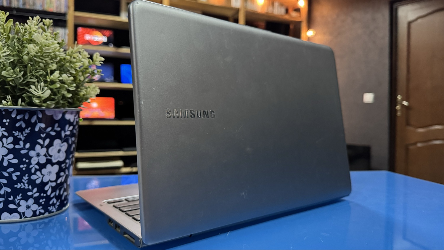 Ноутбук Samsung 530U