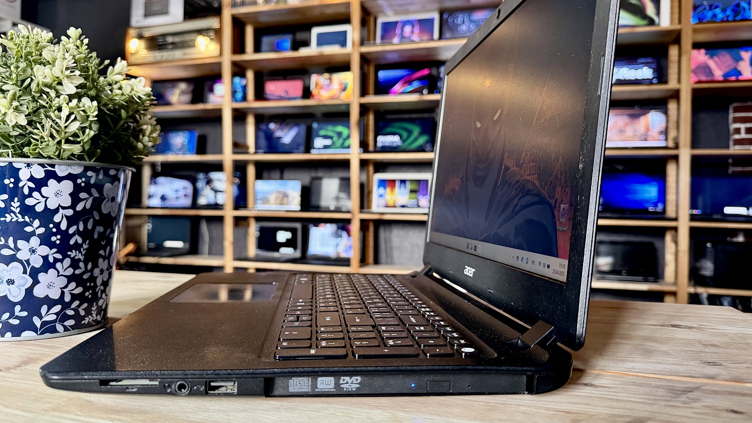 Ноутбук Acer Aspire ES1-523