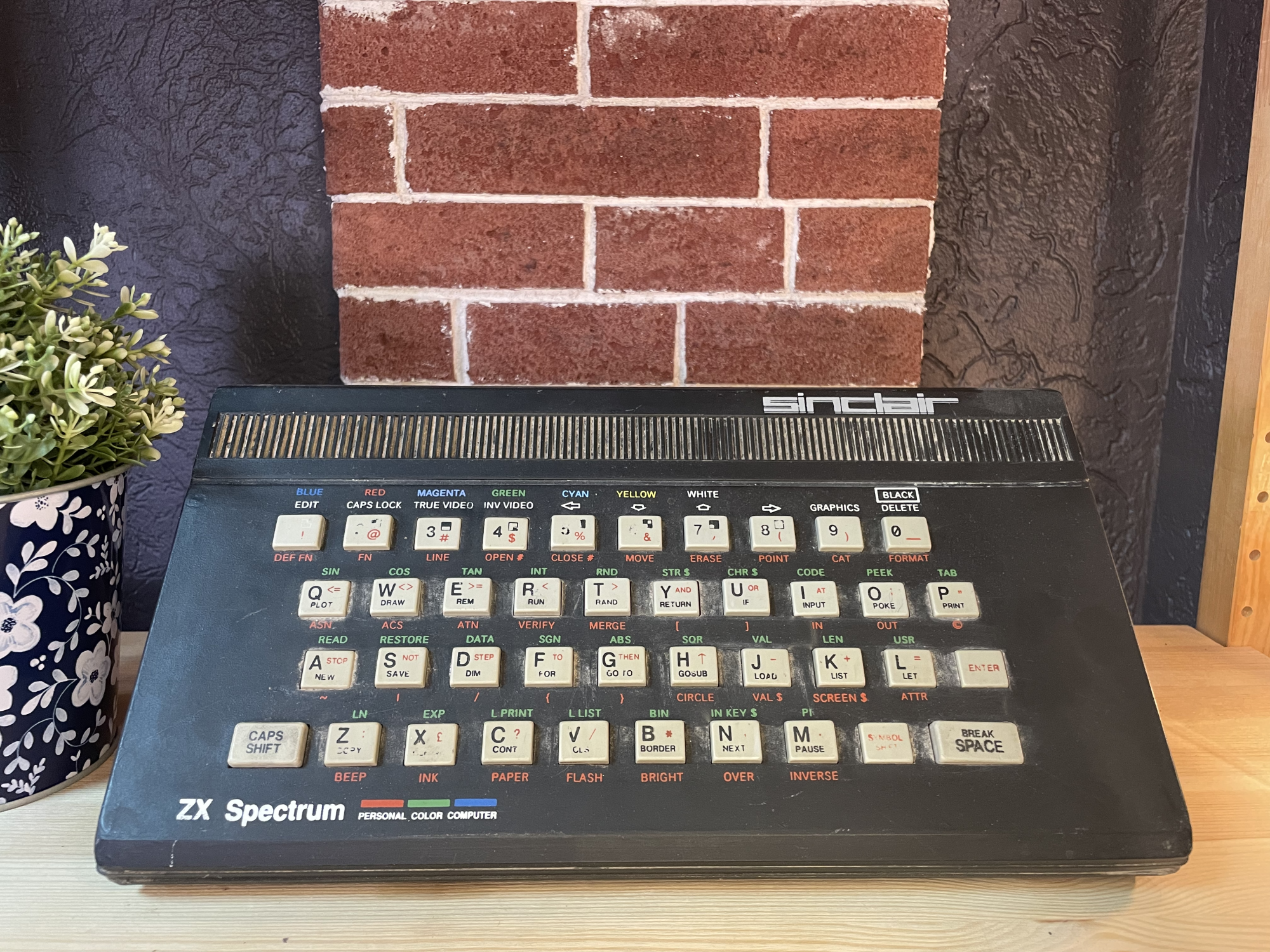 Игровой компьютер ZX Spectrum Sinclair