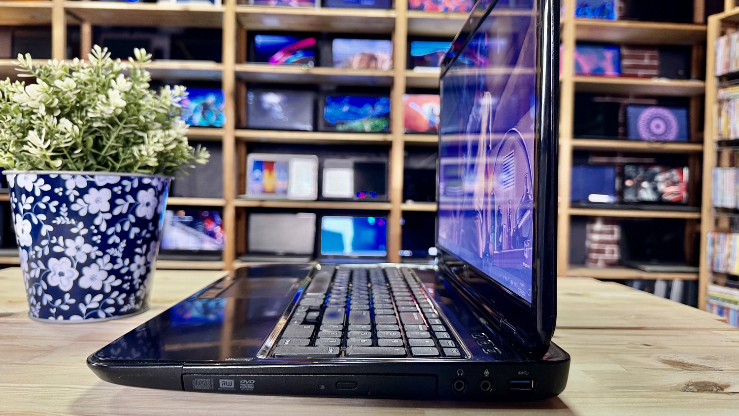 Ноутбук Dell N5110