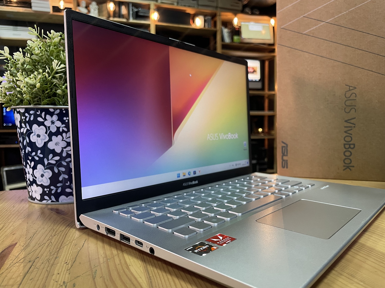 Ноутбук Asus VivoBook R424D
