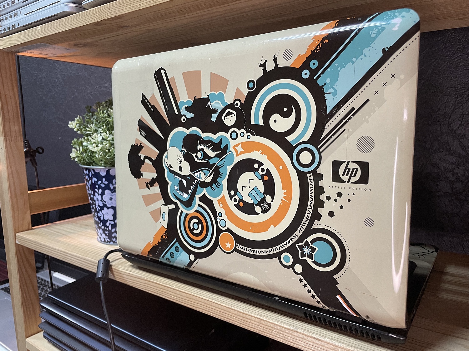 Ноутбук HP Pavilion DV2899er