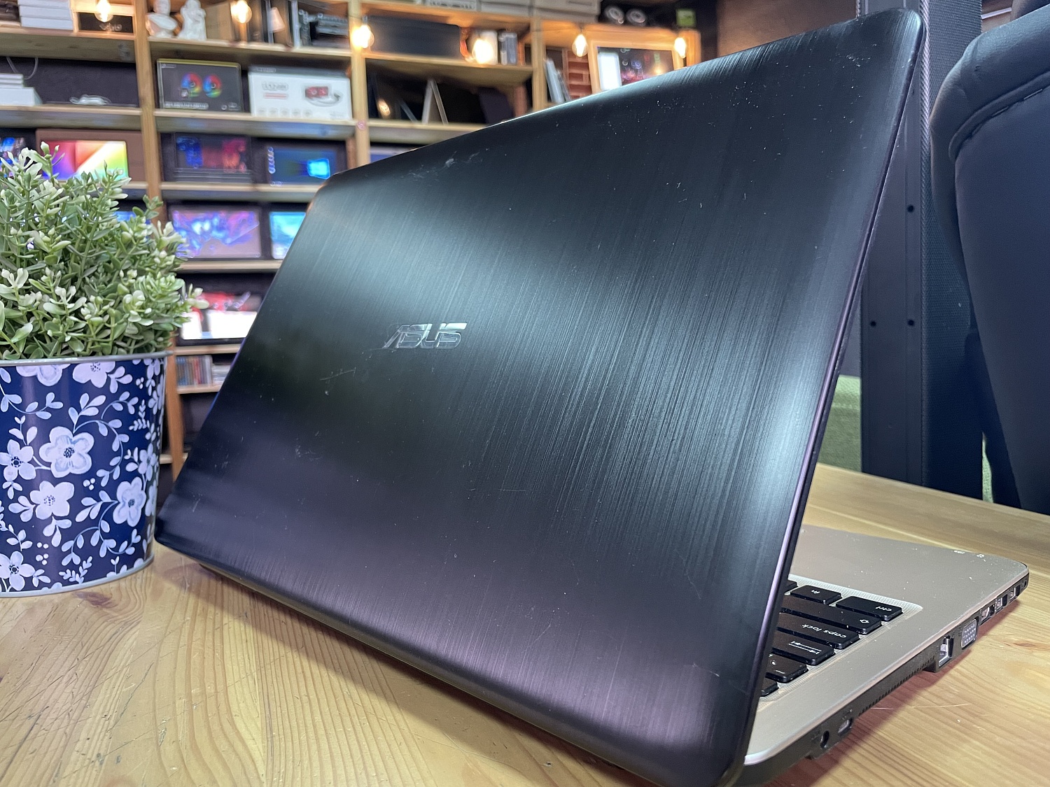 Ноутбук Asus X540S