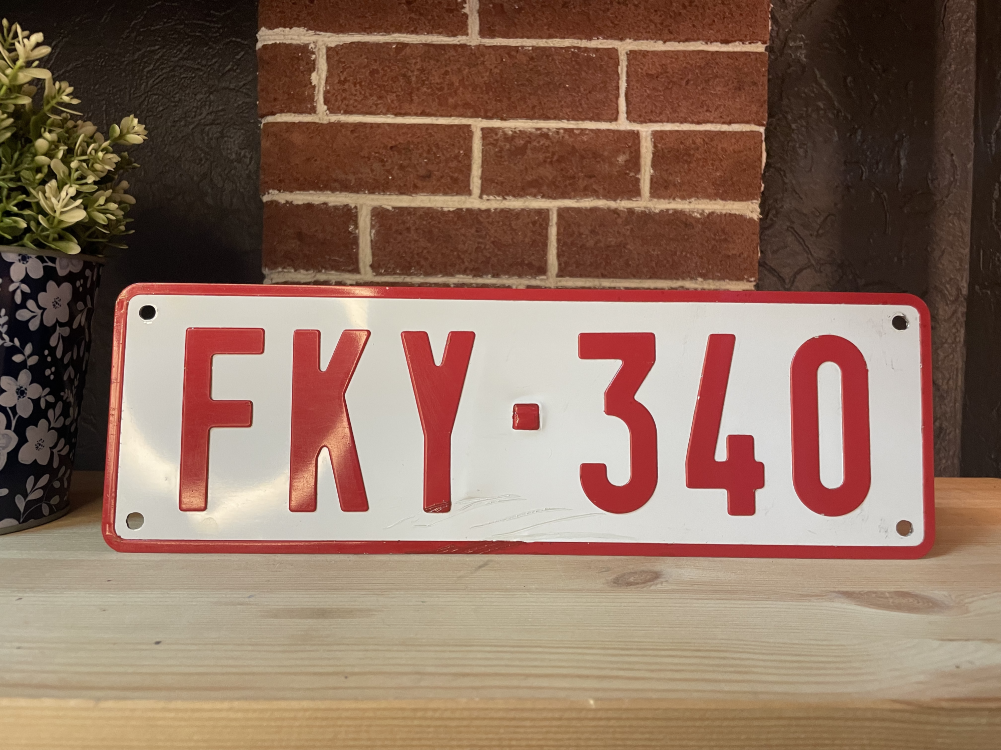 Номерной знак FKY -340