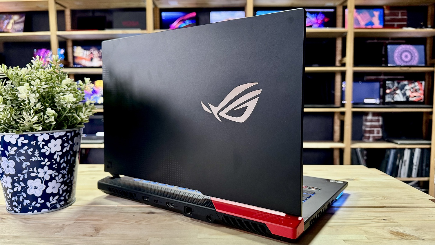 Ноутбук Asus G513QY