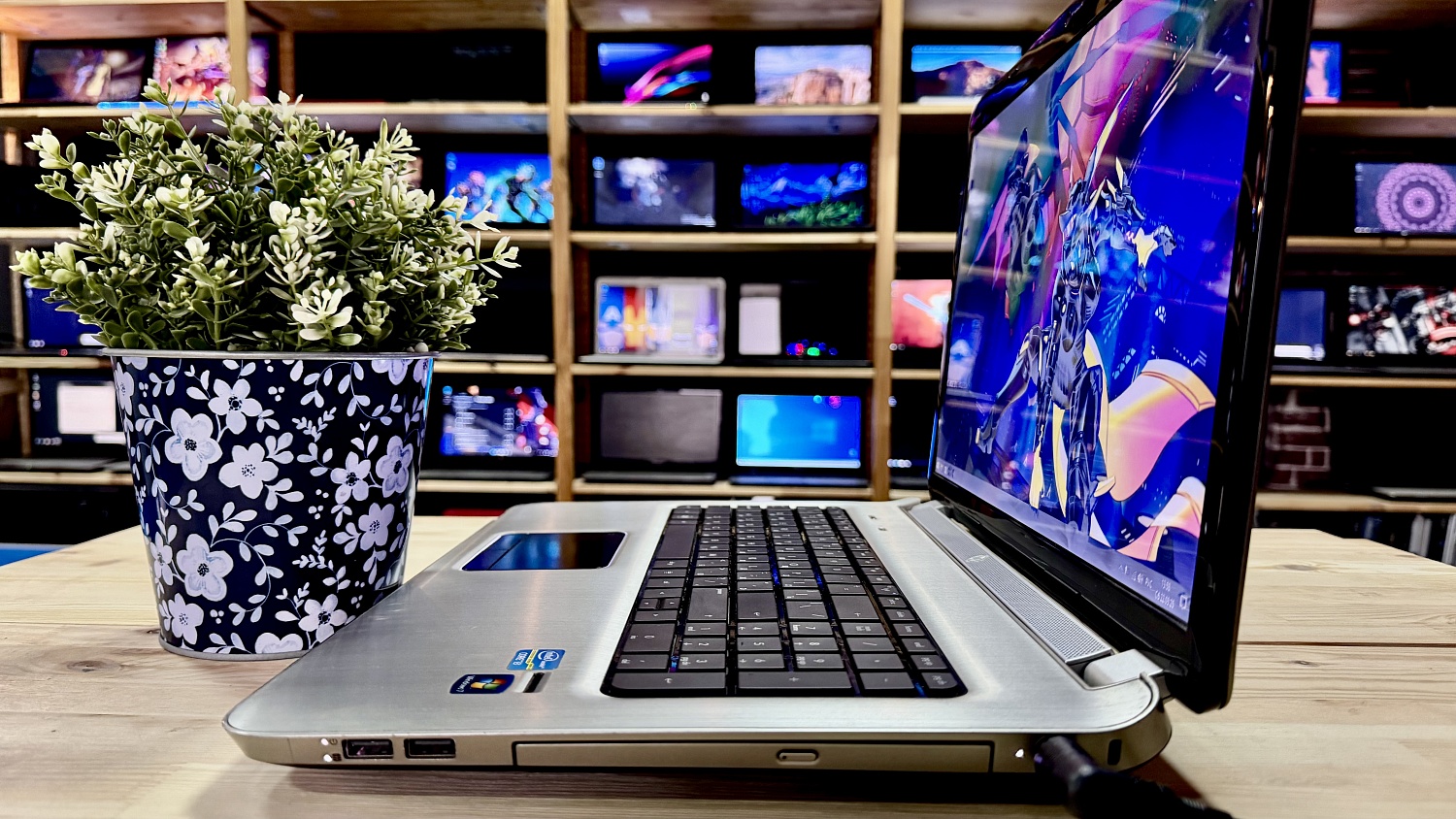 Ноутбук HP Pavilion DV7-6151er