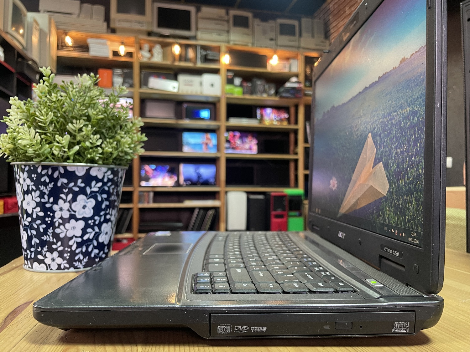 Ноутбук Acer Extensa 4220