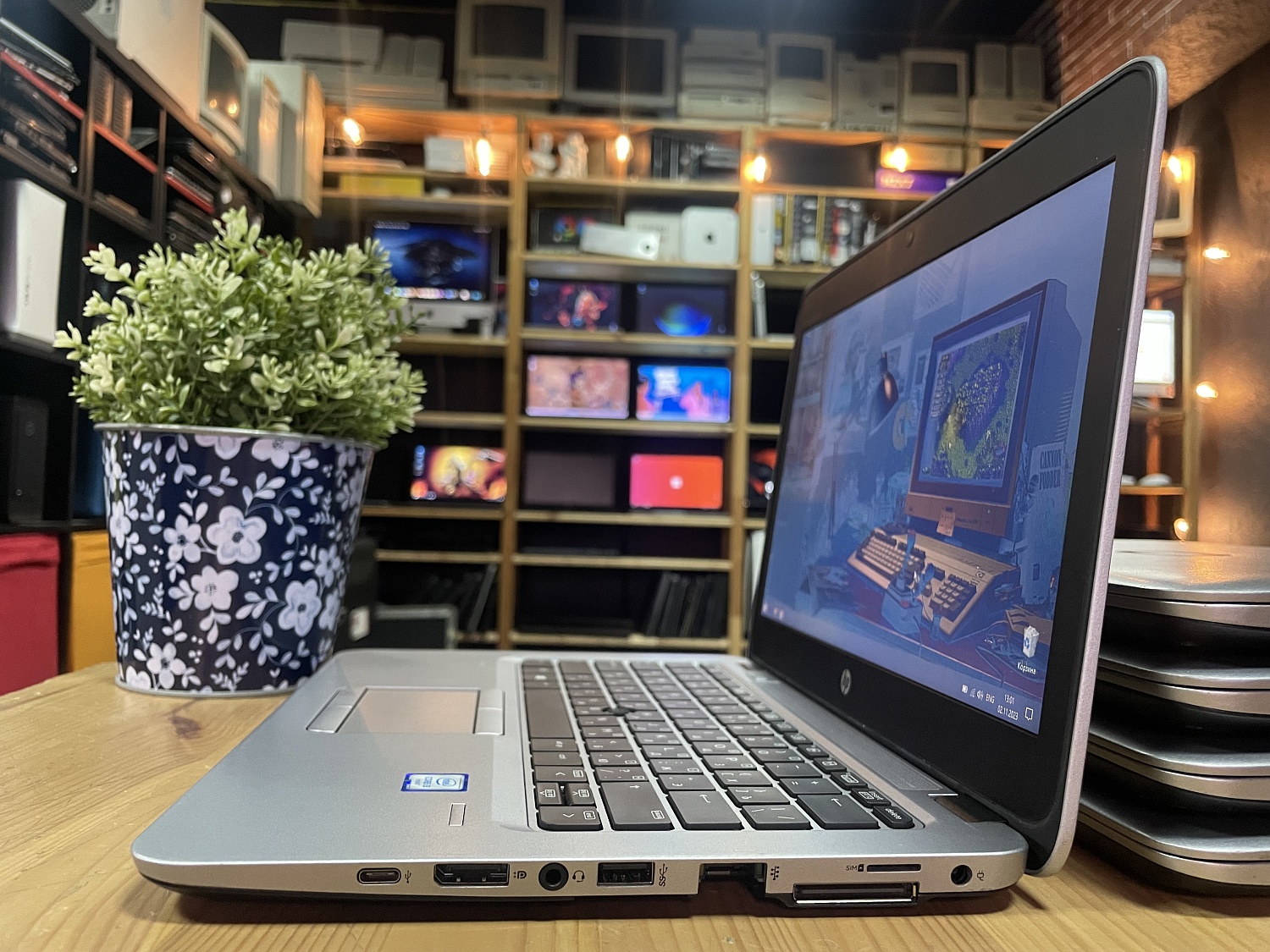 Ноутбук HP EliteBook 820 G3
