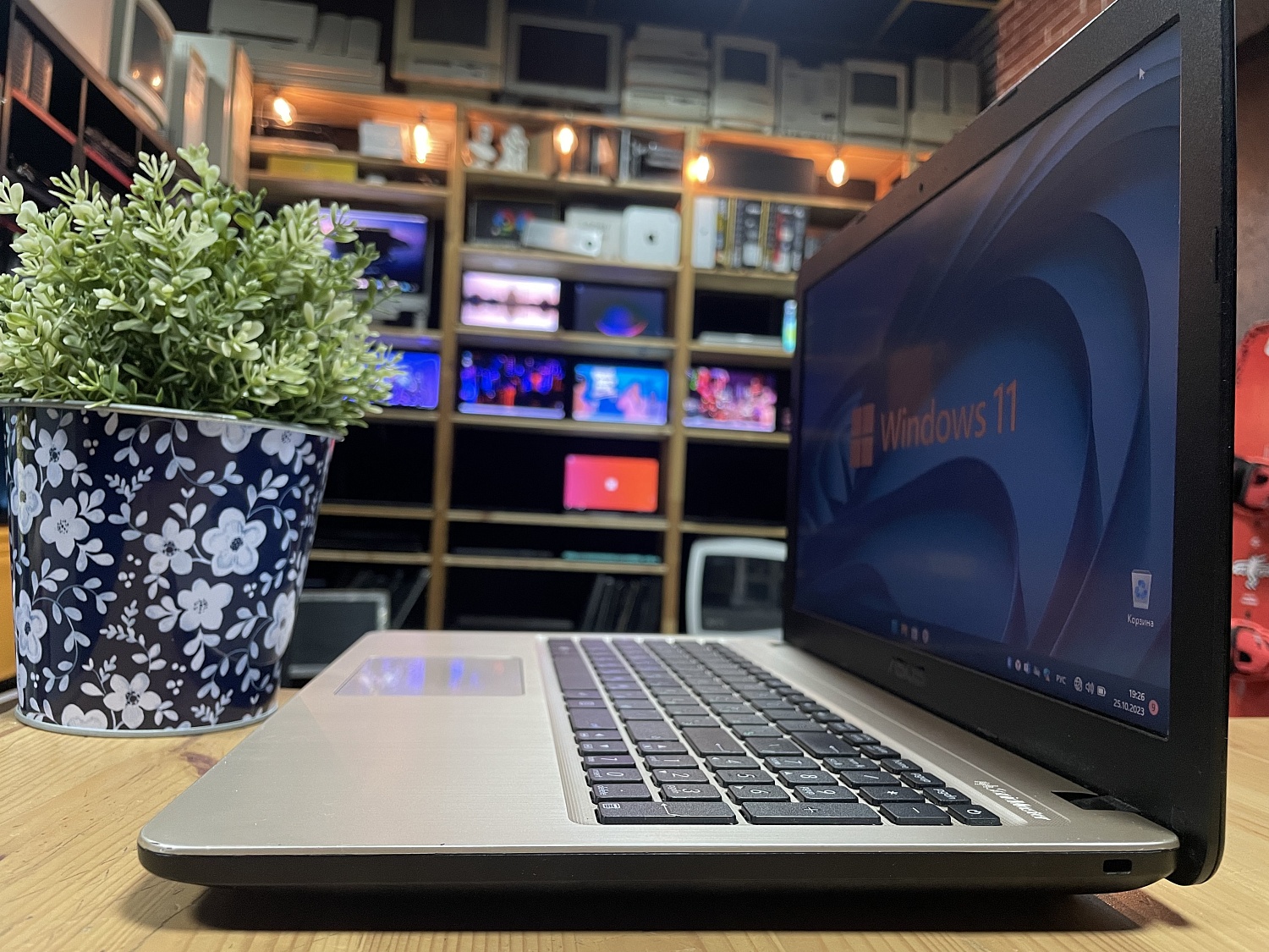 Ноутбук Asus R540B