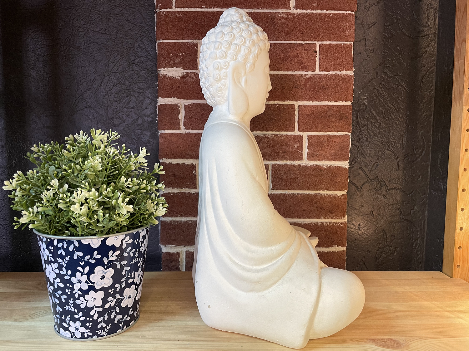 Скульптура Будда, гипс