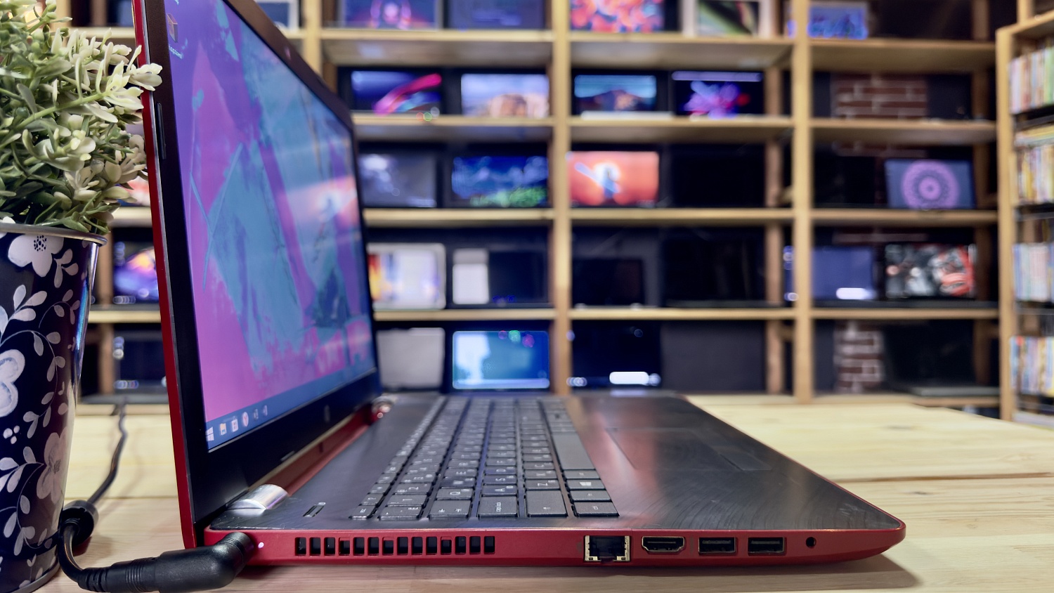 Ноутбук HP 15-bw516ur