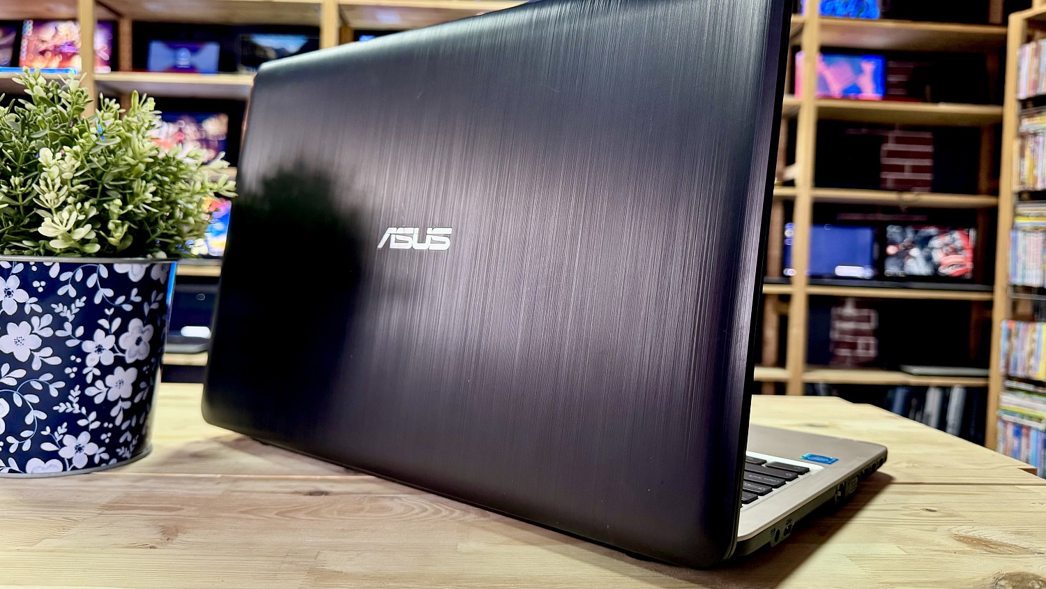 Ноутбук Asus X540s