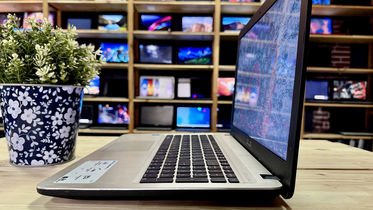 Ноутбук Asus X540s