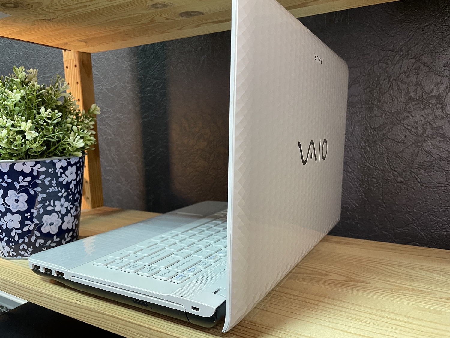 Ноутбук Sony VAIO PCG-61B11V